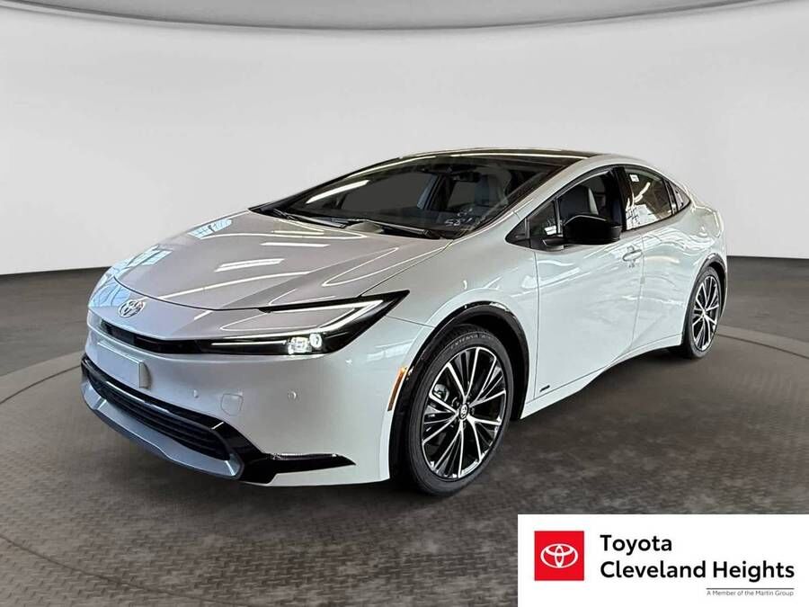 2027 TOYOTA PRIUS