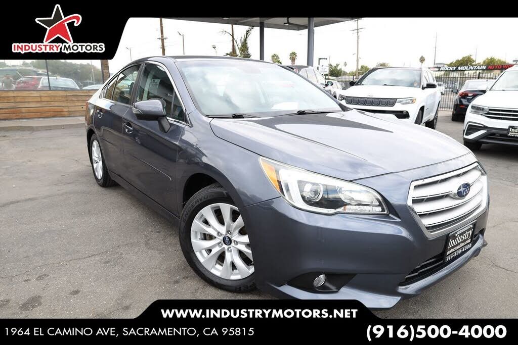 2016 SUBARU Legacy
