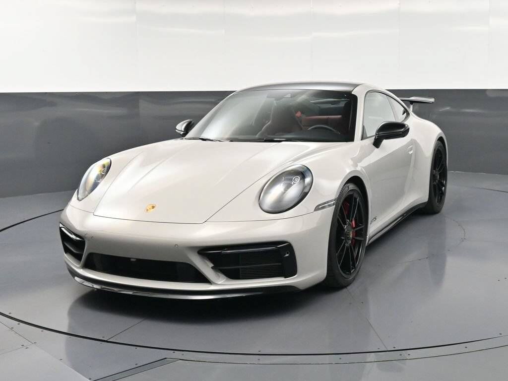 2024 PORSCHE 911