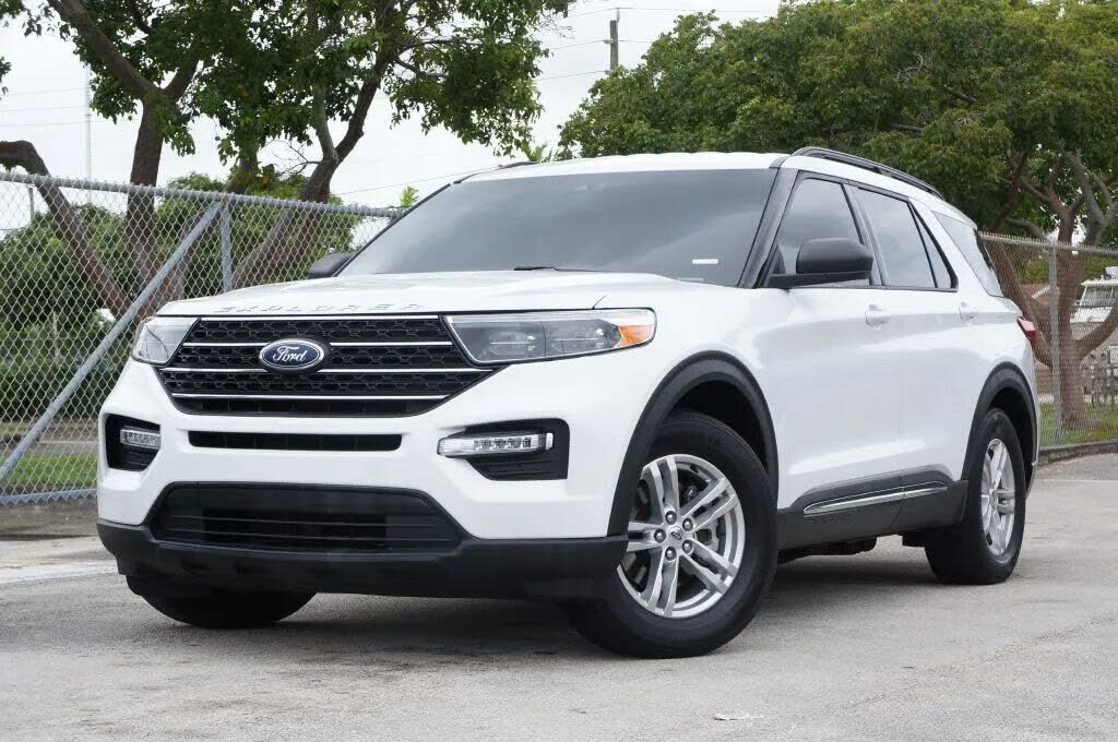 2021 FORD Explorer
