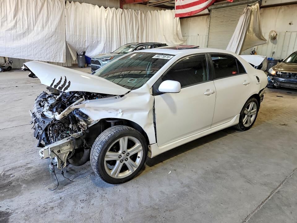 2013 TOYOTA Corolla