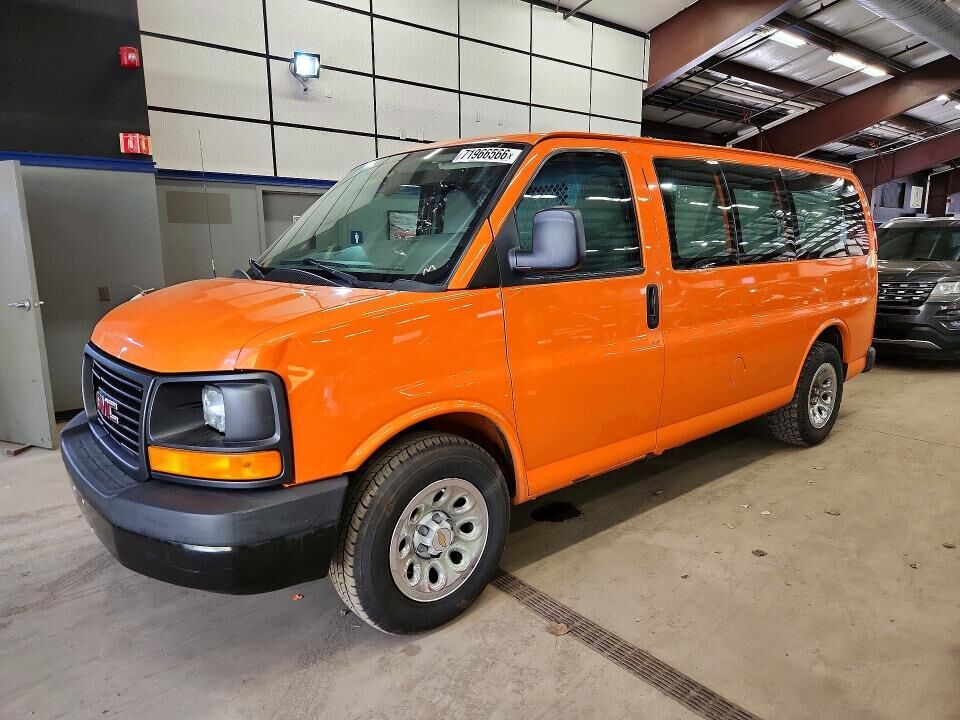 2014 GMC Savana