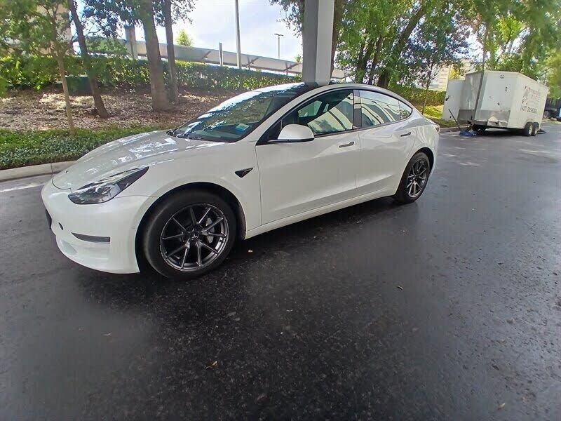 2021 TESLA Model 3