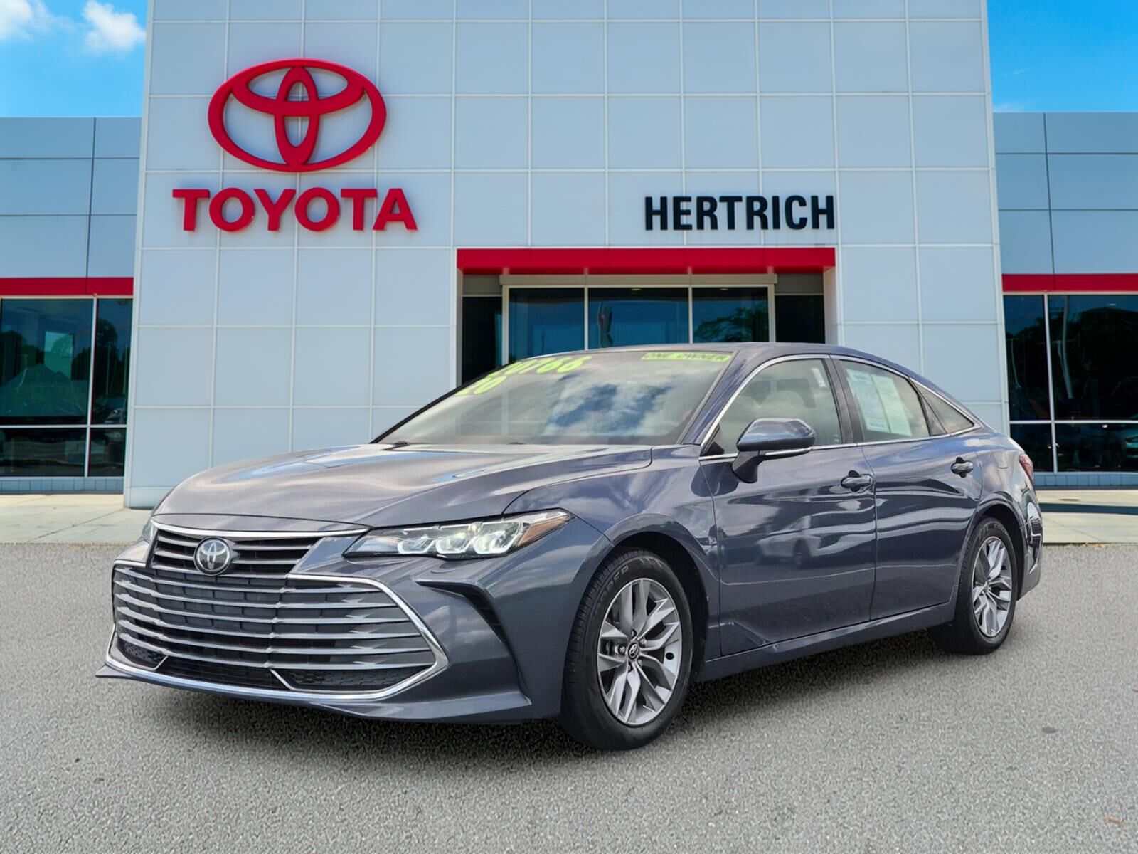 2020 TOYOTA Avalon