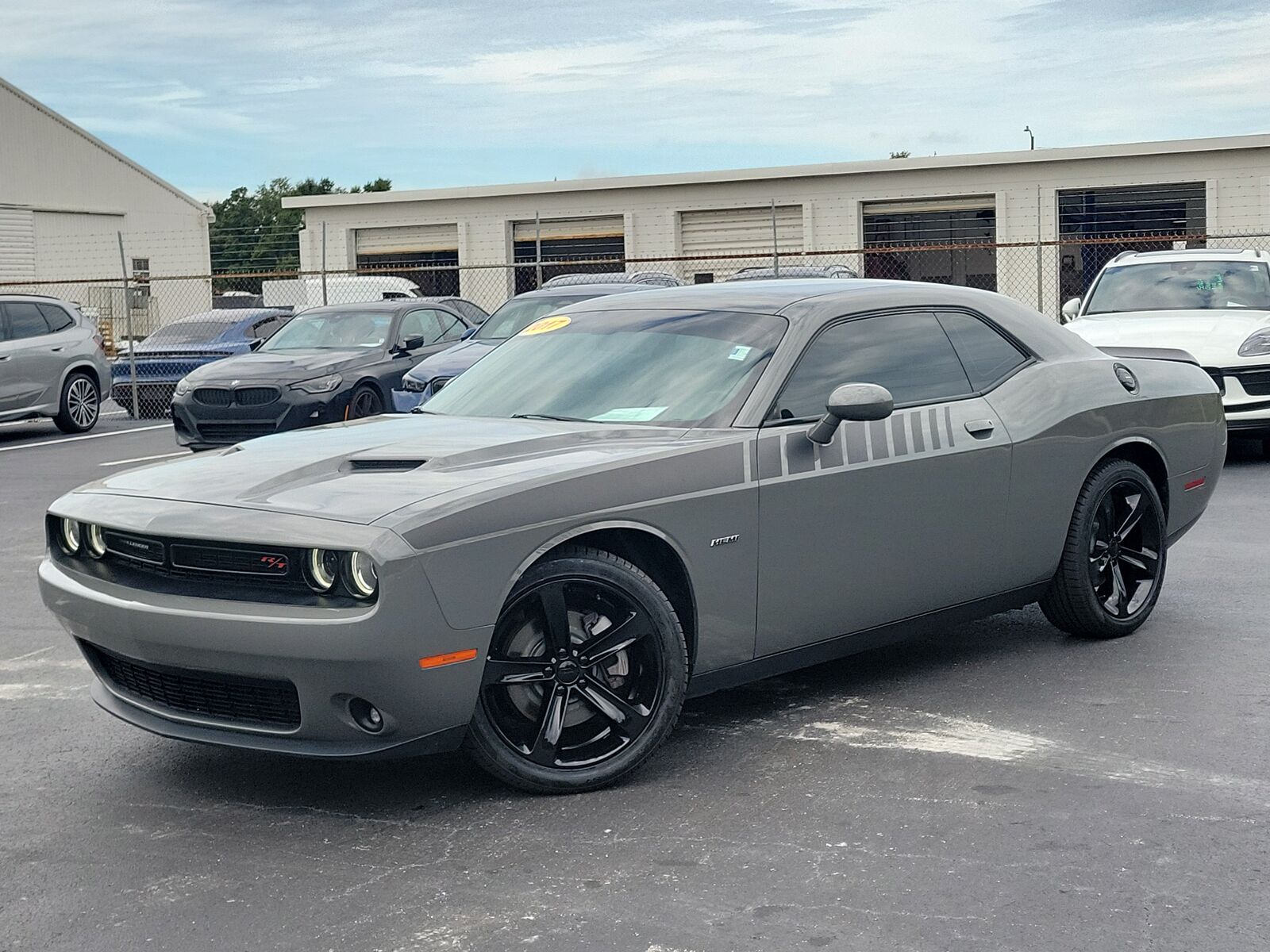 2017 DODGE Challenger