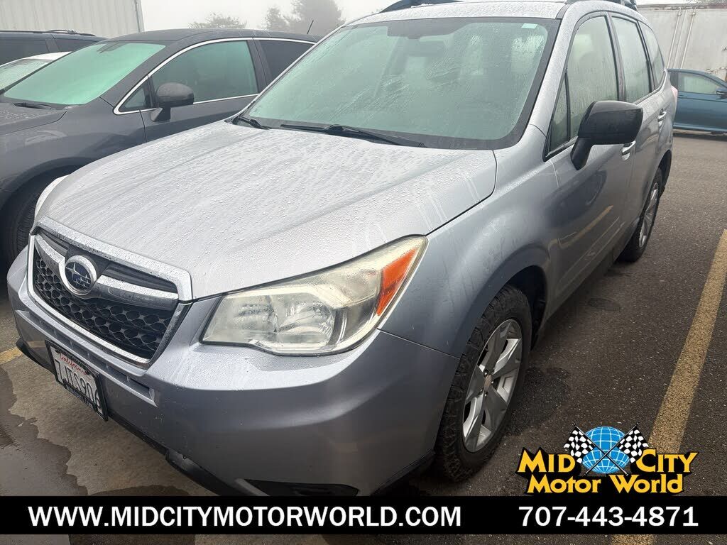 2015 SUBARU Forester