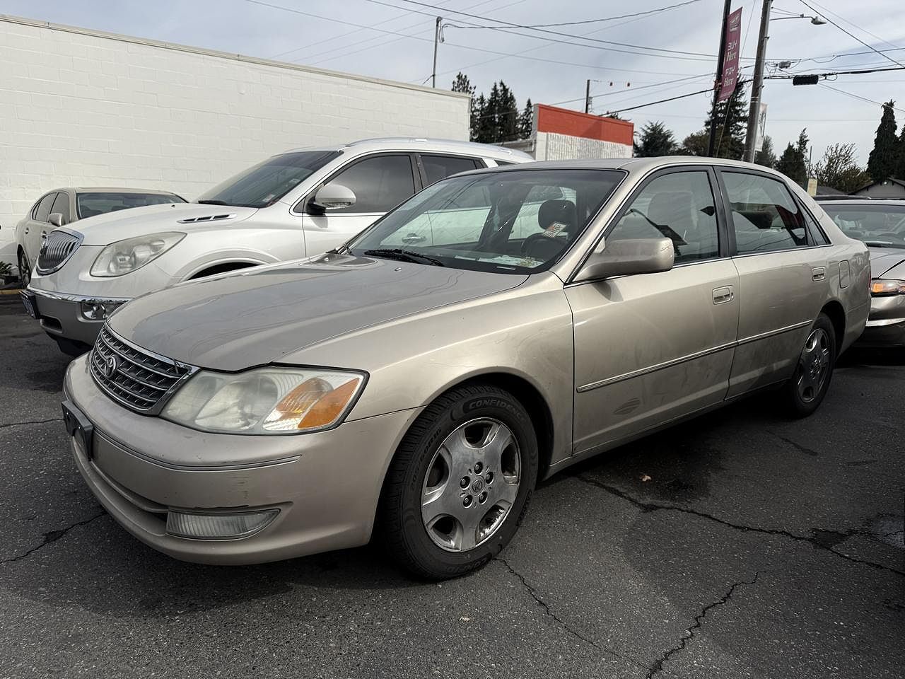 2004 TOYOTA Avalon