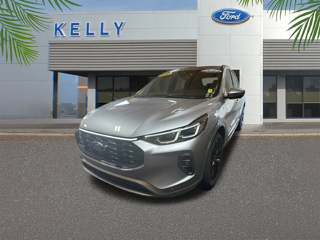 2024 FORD Escape