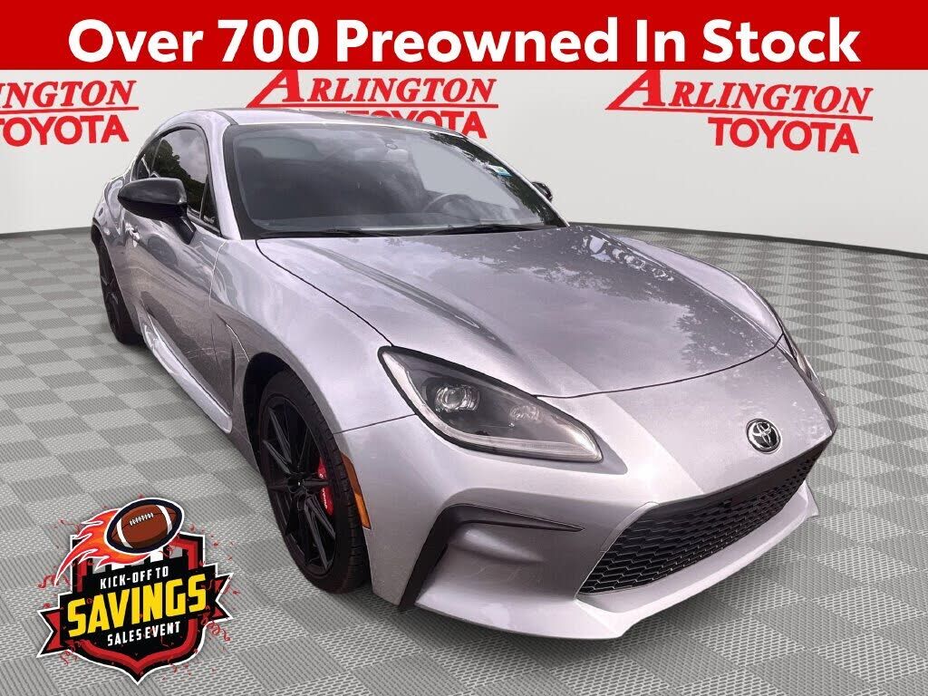 2025 TOYOTA GR86
