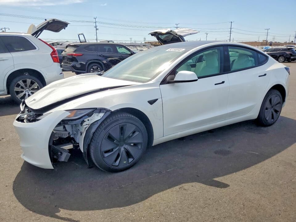 2026 TESLA Model 3
