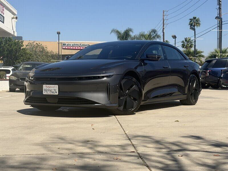 2025 LUCID Air