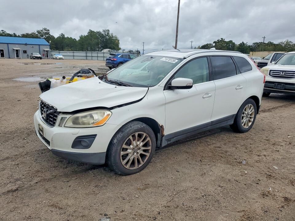 2010 VOLVO XC60