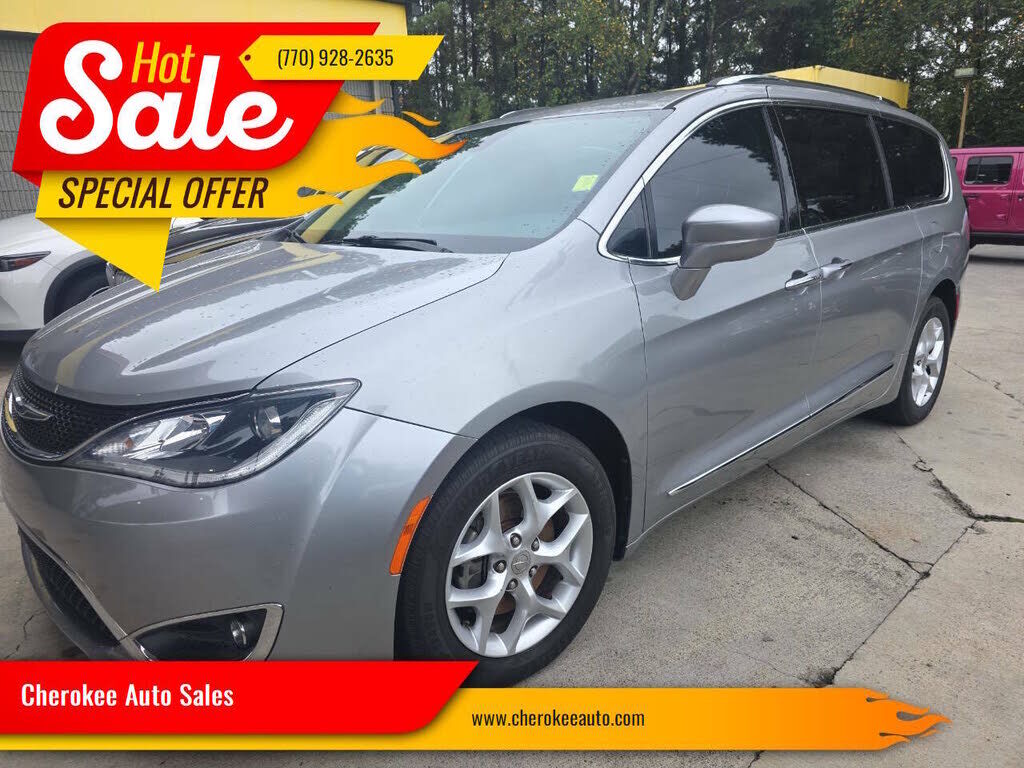 2017 CHRYSLER Pacifica