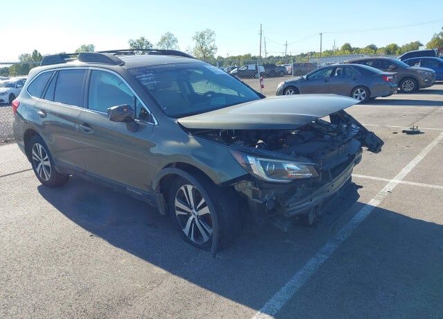 2018 SUBARU Outback