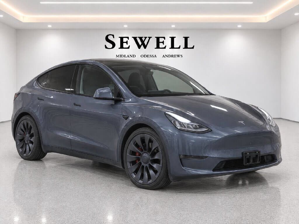 2022 TESLA Model Y