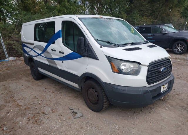 2015 FORD Transit