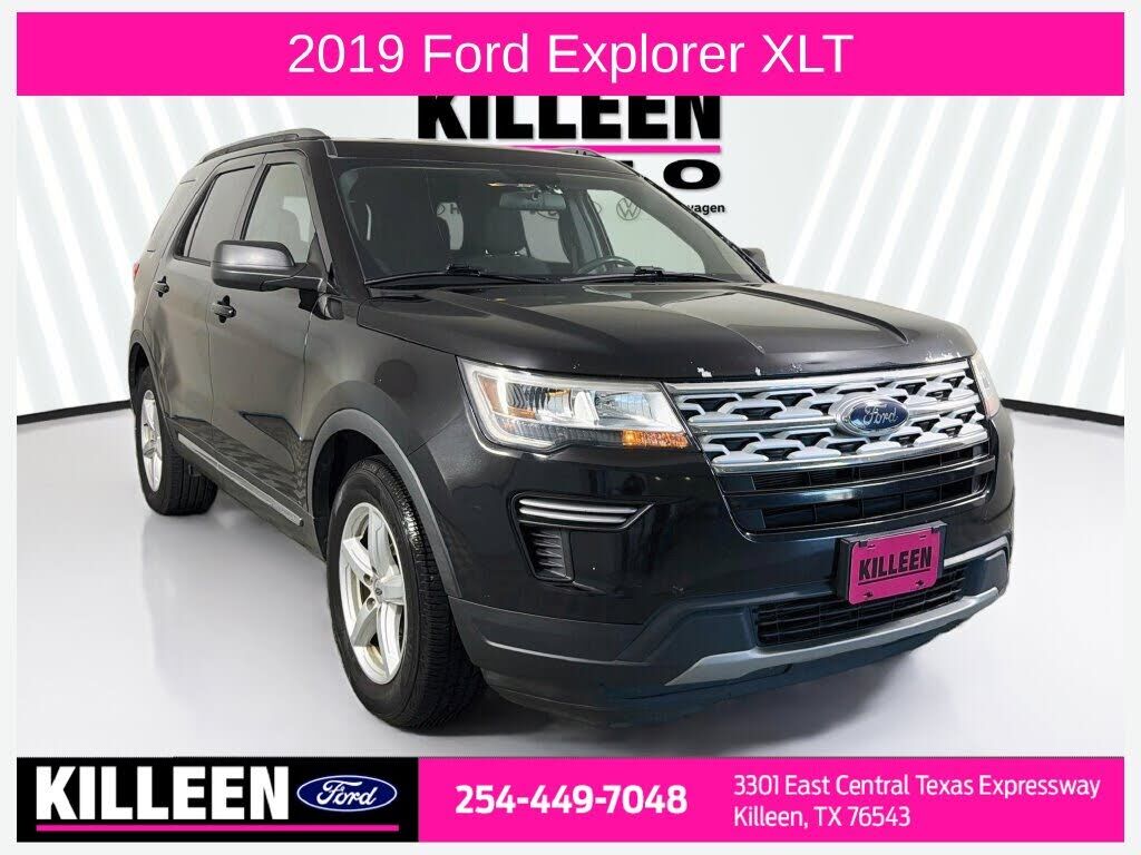 2019 FORD Explorer