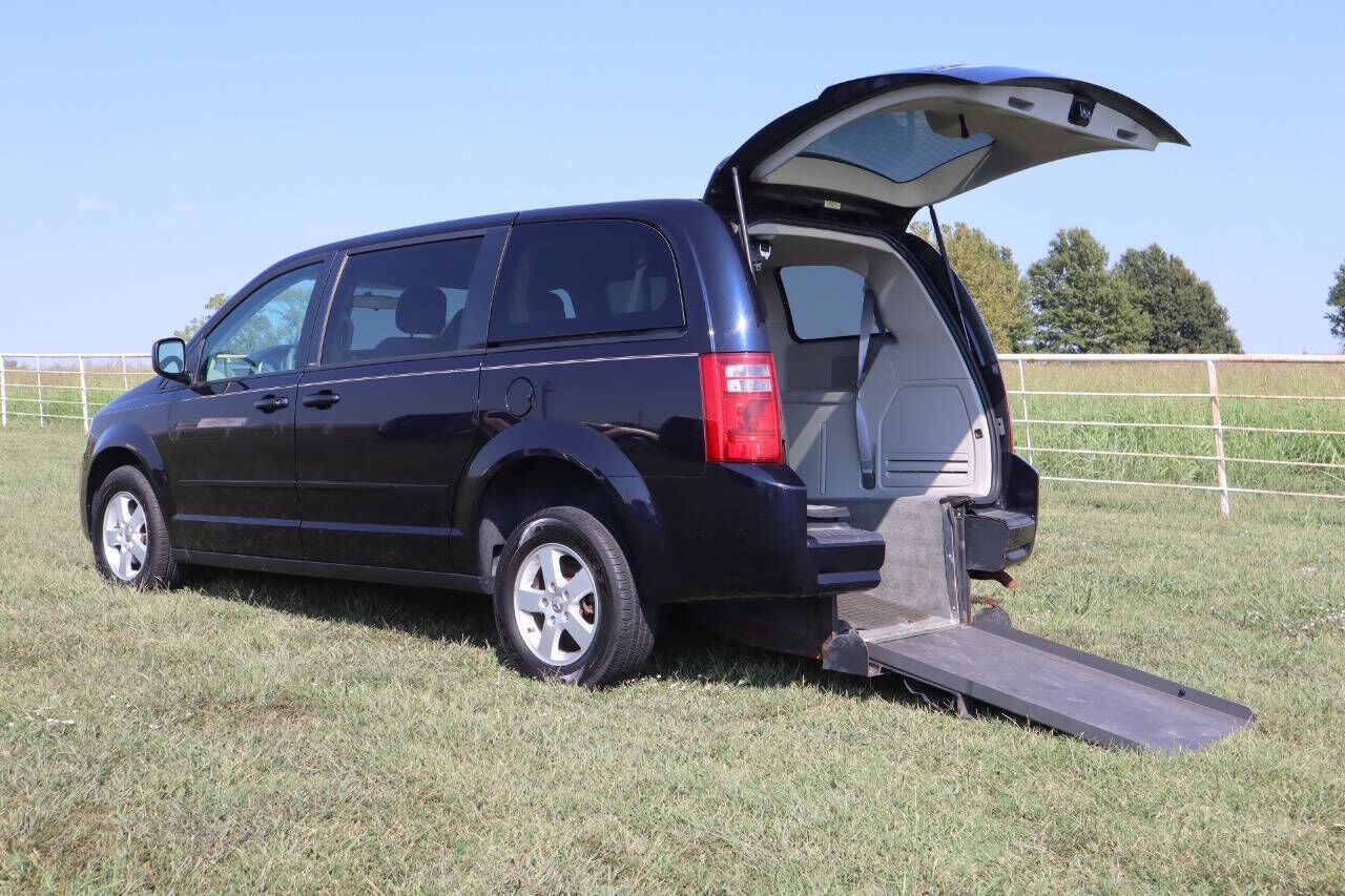2010 DODGE Grand Caravan