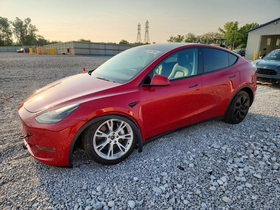 2023 TESLA Model Y