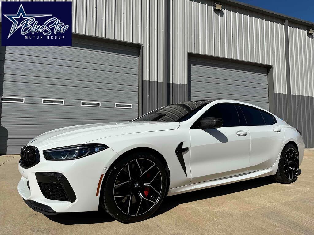 2024 BMW M8