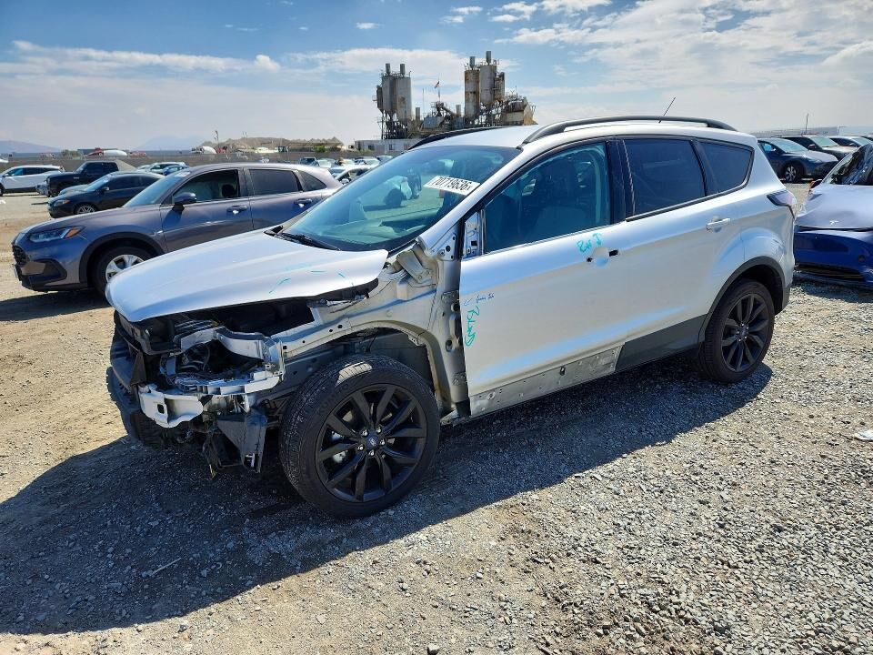 2018 FORD Escape