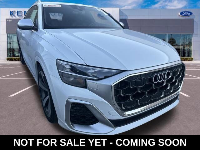 2024 AUDI SQ8