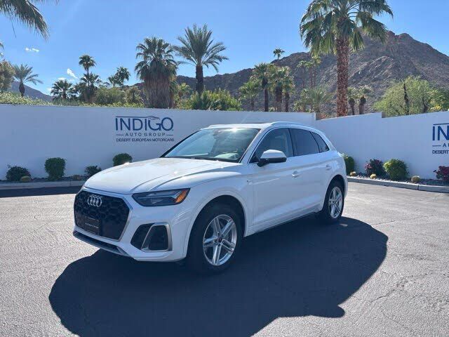 2024 AUDI Q5 e