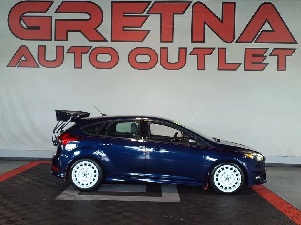 2017 FORD Focus