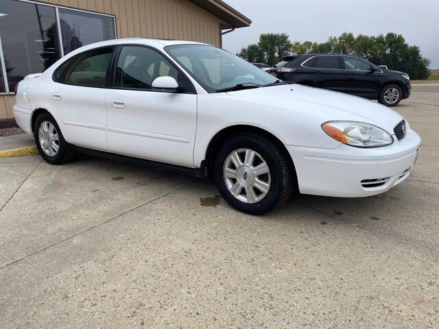 2007 FORD Taurus