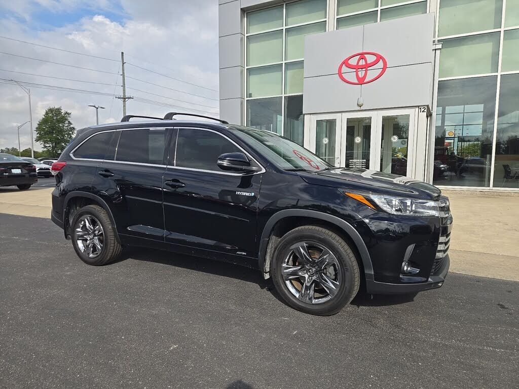 2019 TOYOTA Highlander