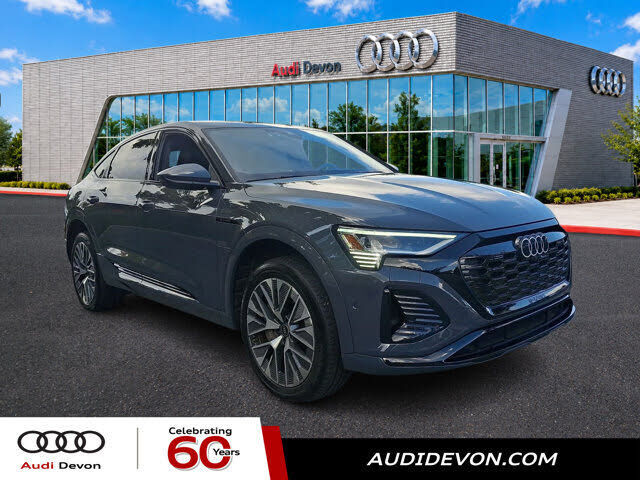 2024 AUDI Q8