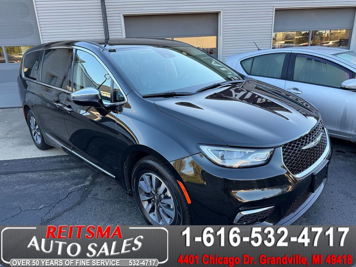 2023 CHRYSLER Pacifica