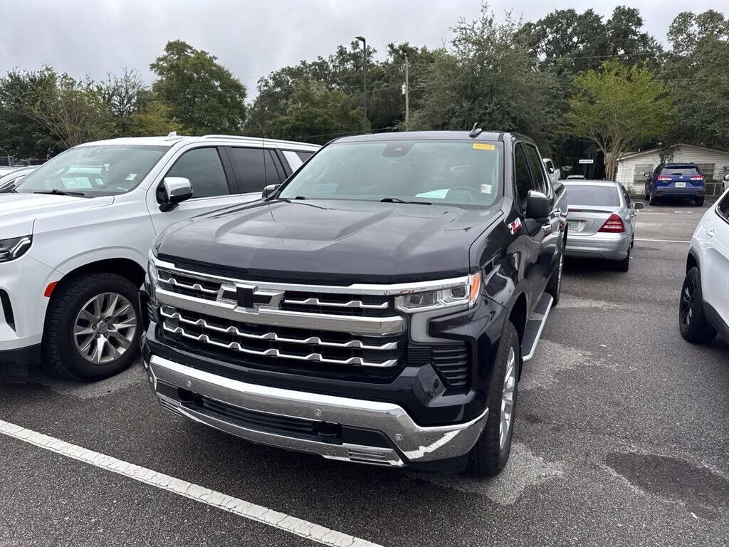 2024 CHEVROLET Silverado