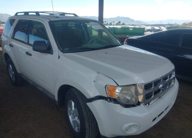 2009 FORD Escape
