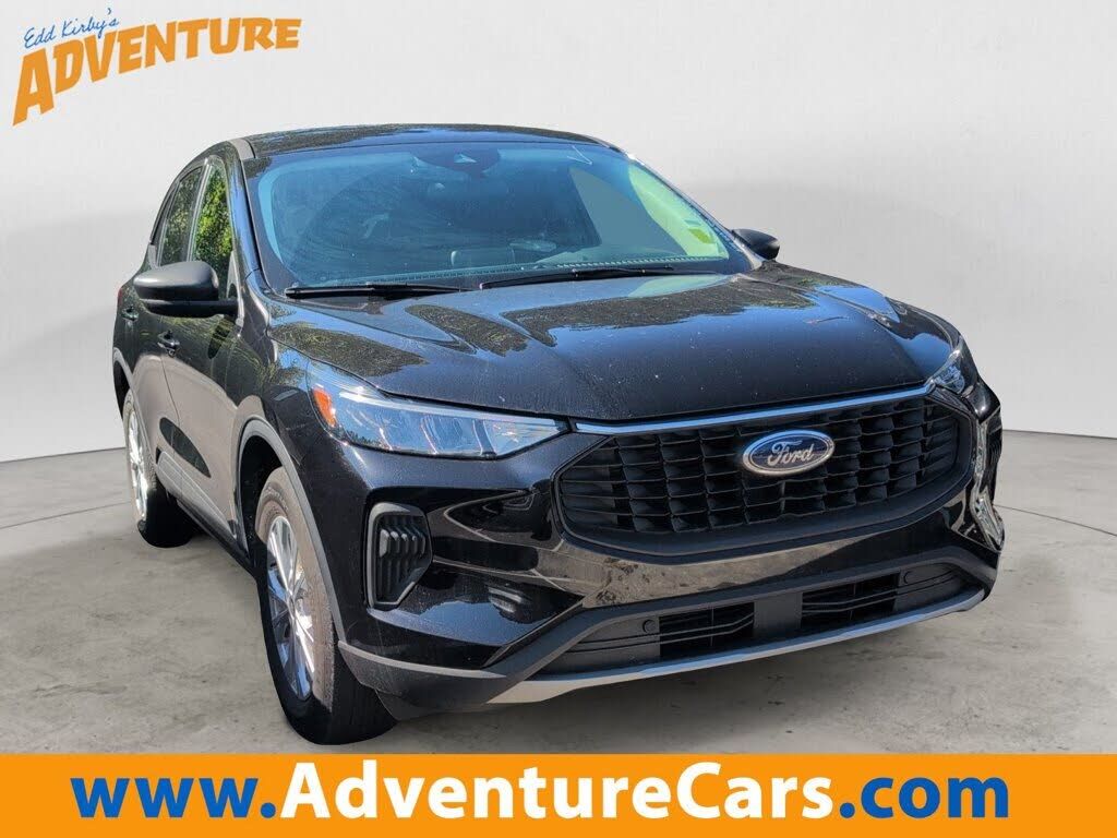 2024 FORD Escape
