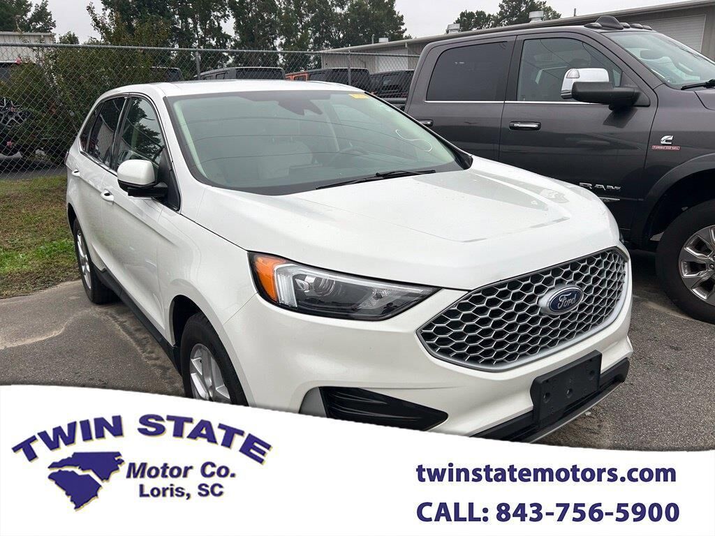 2023 FORD Edge