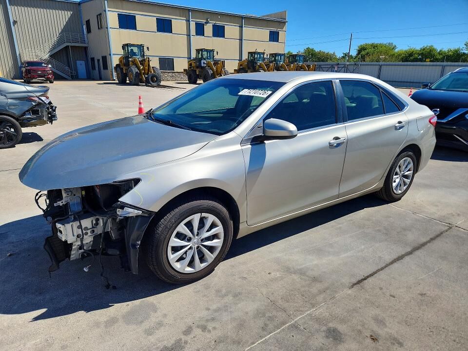 2017 TOYOTA Camry