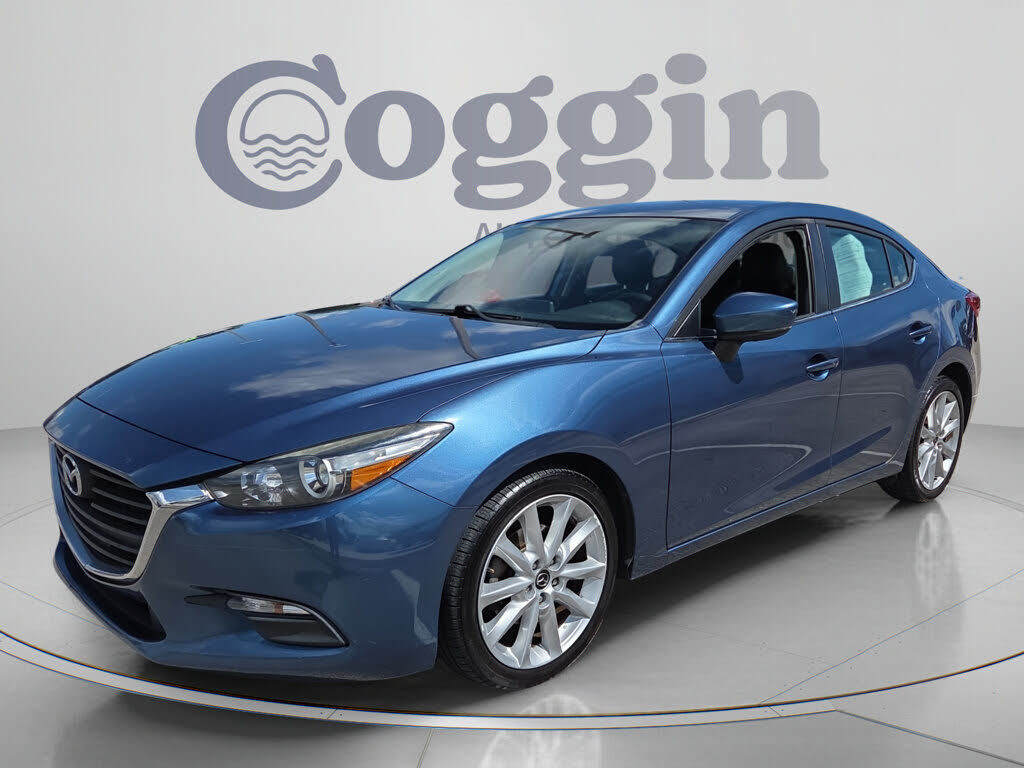 2017 MAZDA Mazda3