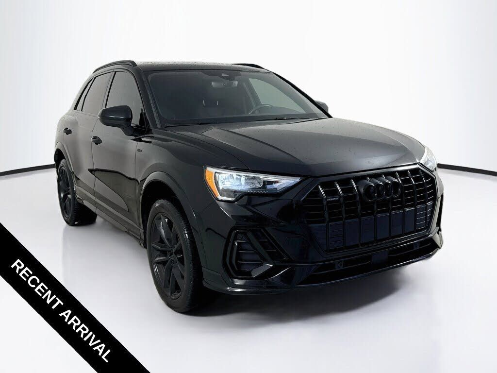 2022 AUDI Q3