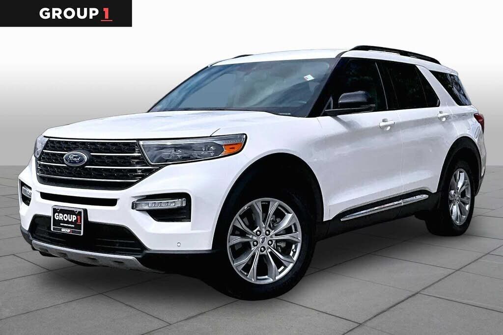 2024 FORD Explorer
