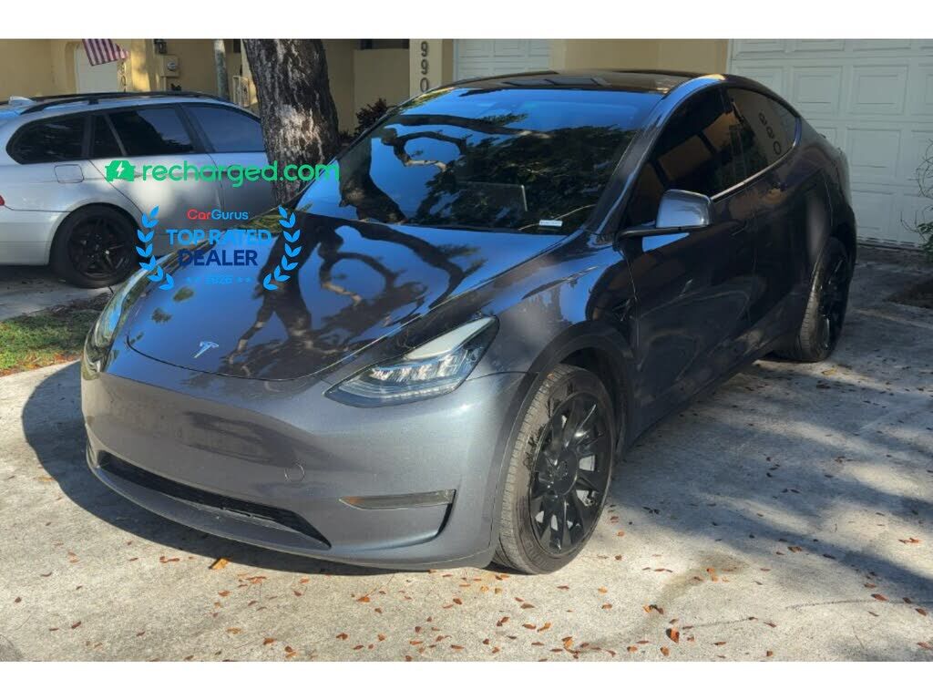 2023 TESLA Model Y