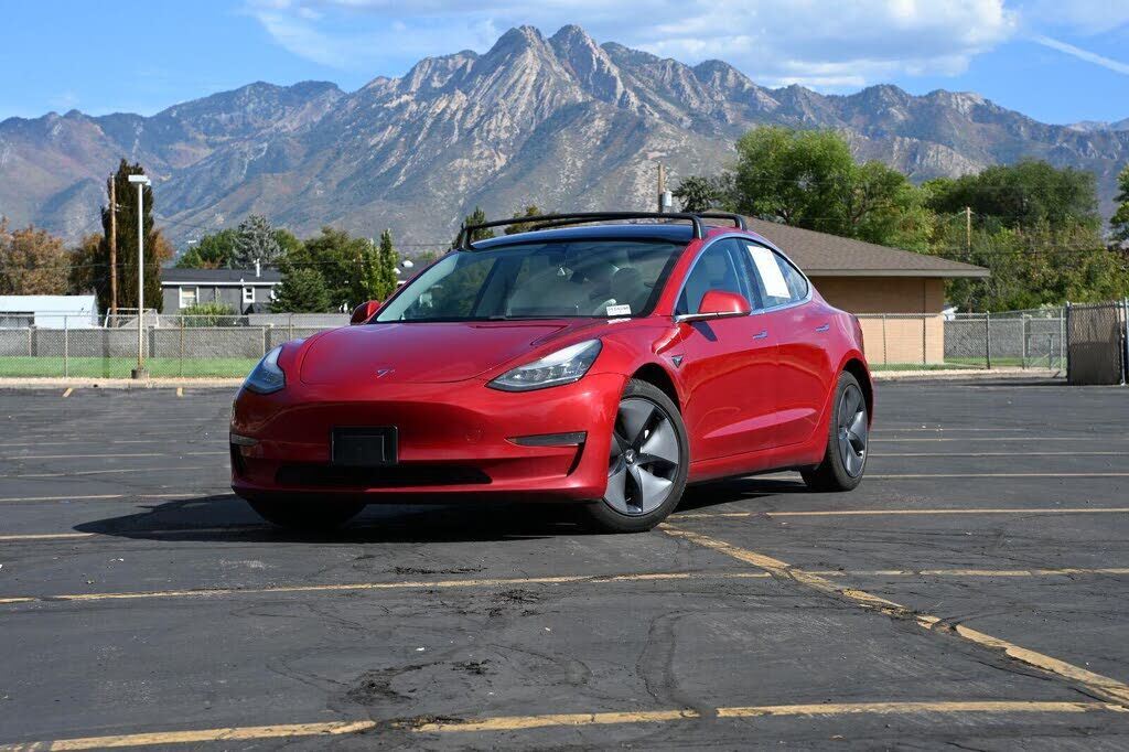 2018 TESLA Model 3