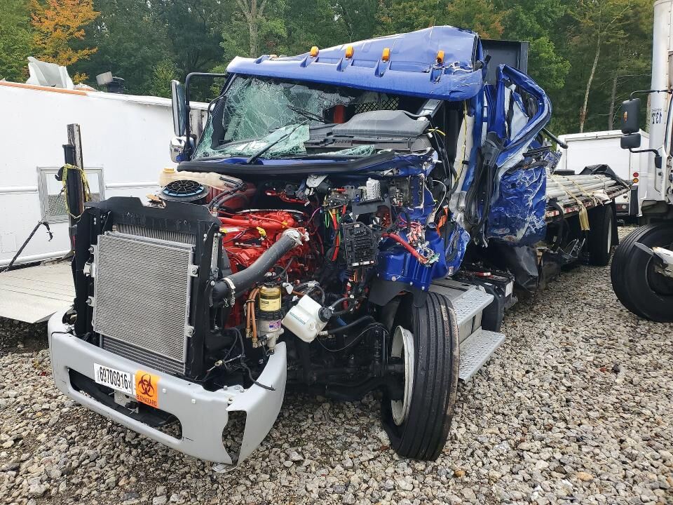 2026 FREIGHTLINER M2