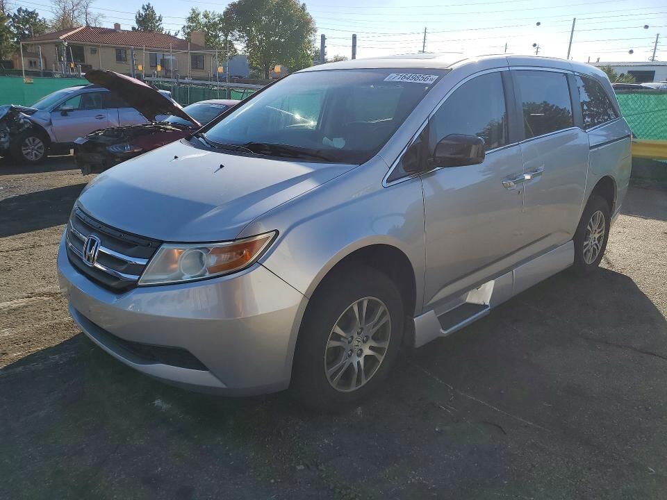 2012 HONDA Odyssey