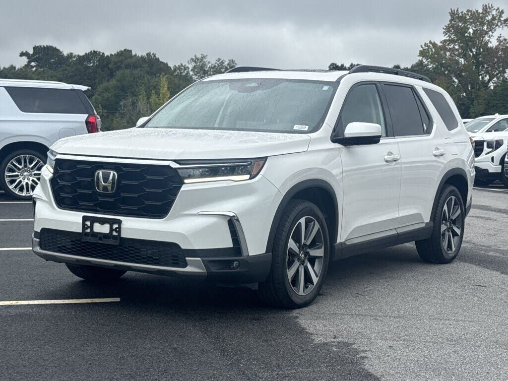2025 HONDA Pilot