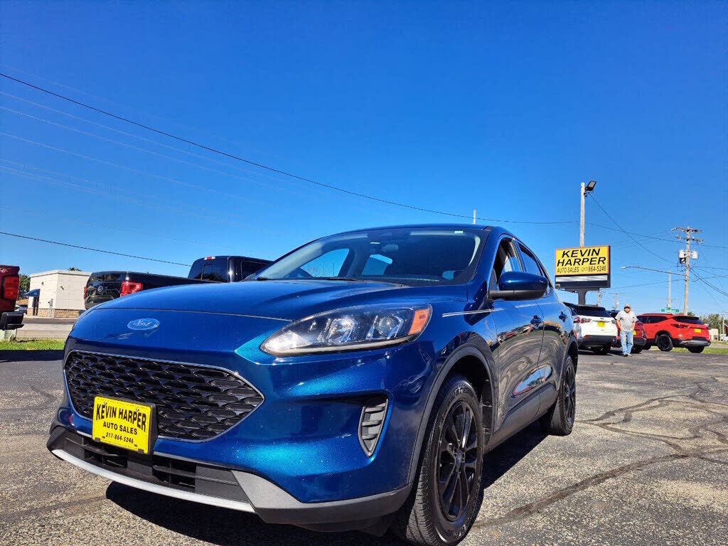 2020 FORD Escape