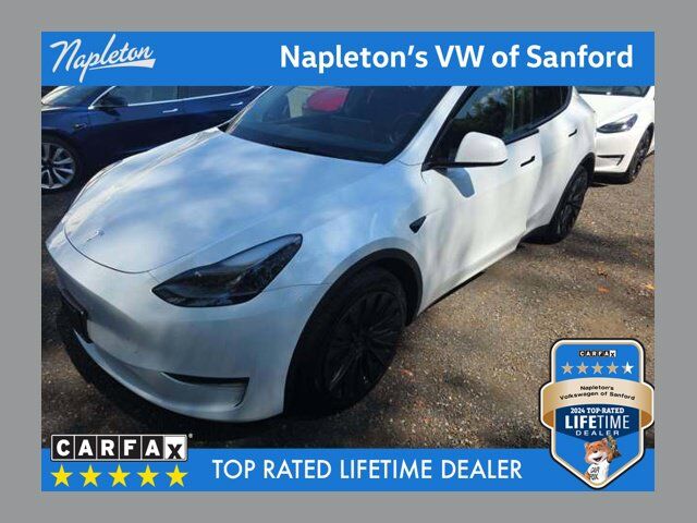 2024 TESLA Model Y