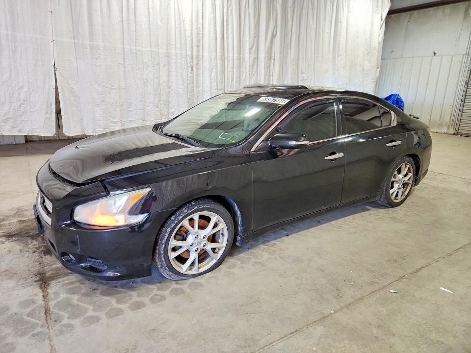 2014 NISSAN Maxima