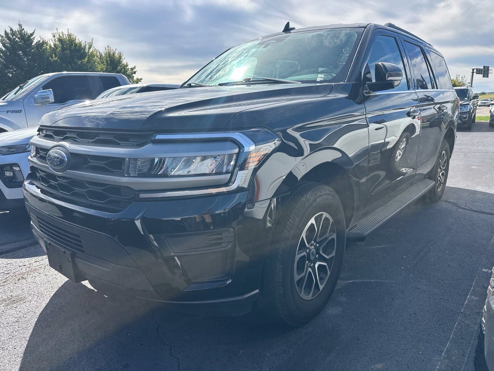 2024 FORD Expedition