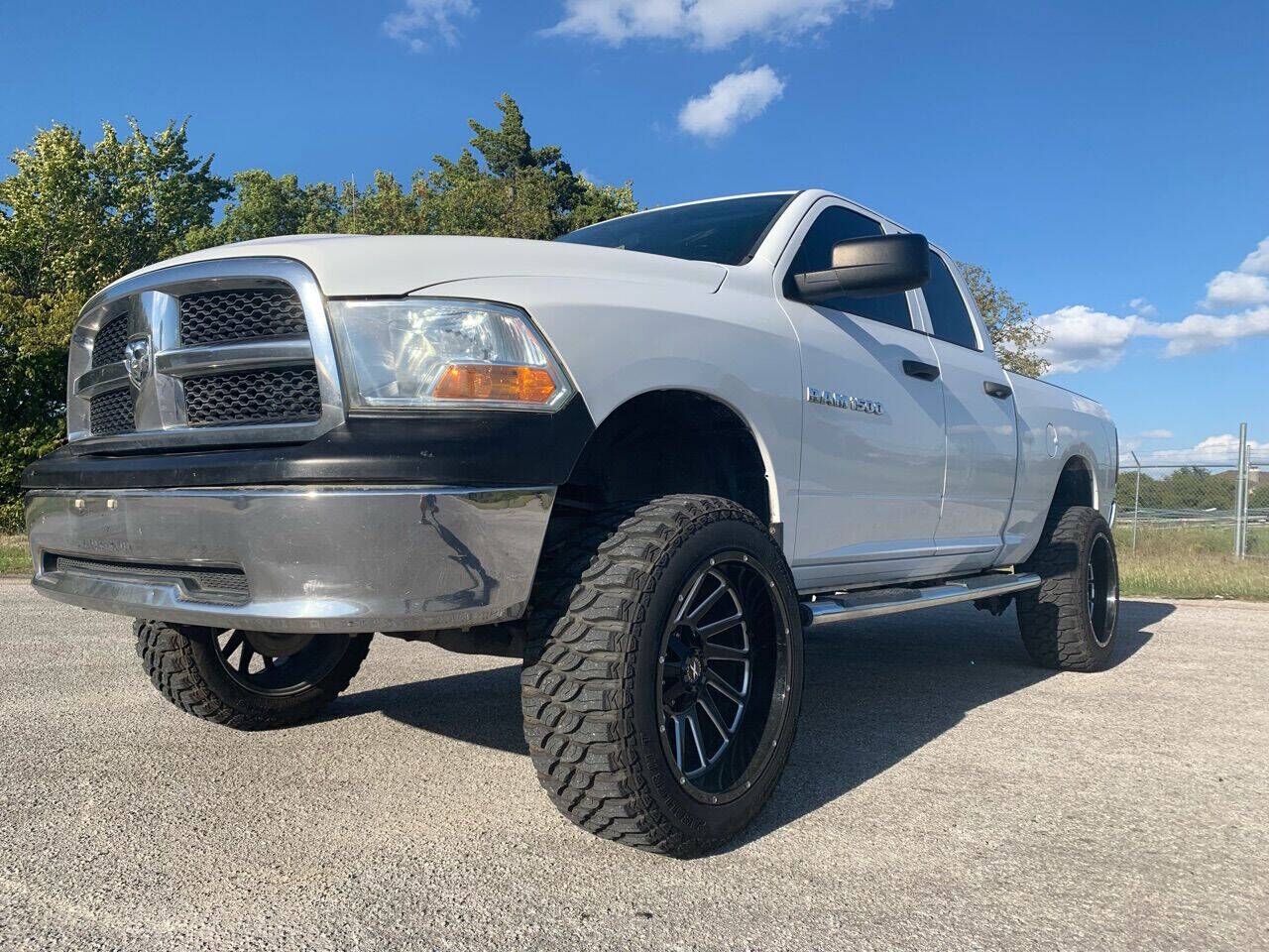 2011 DODGE Ram